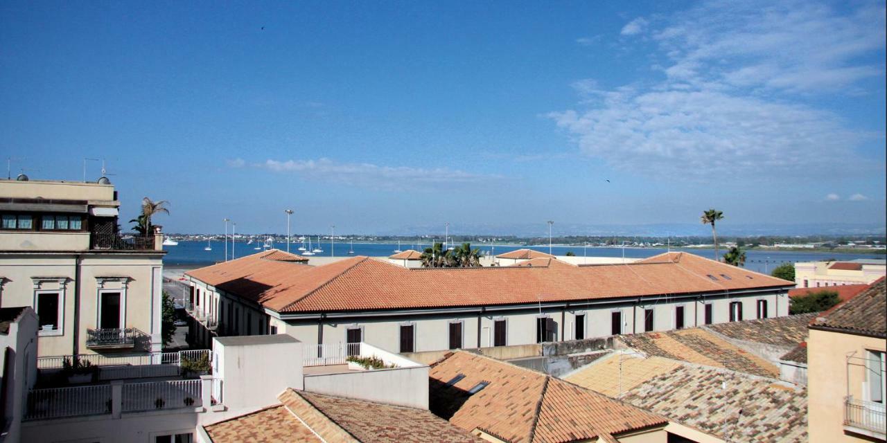 Casa Anna Apartment Syracuse Exterior photo